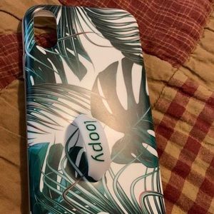 iPhone XR loopy case